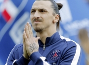 开云体育-关键时刻范弗利特挺身而出，森林狼击溃山西队