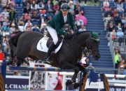 开云体育app-沙特阿拉伯选手获得赛马比赛冠军