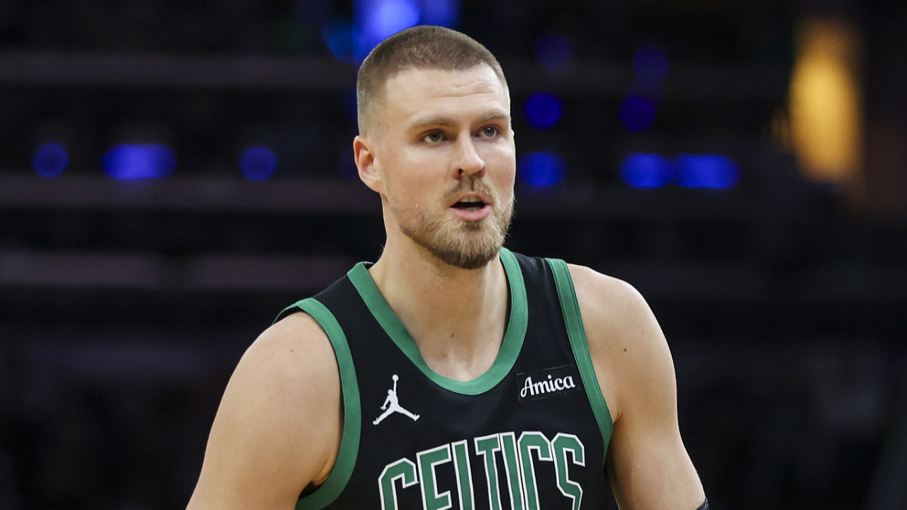 包含波兰男篮翻盘湖人B队，波尔津吉斯一己之力扛起全队的词条