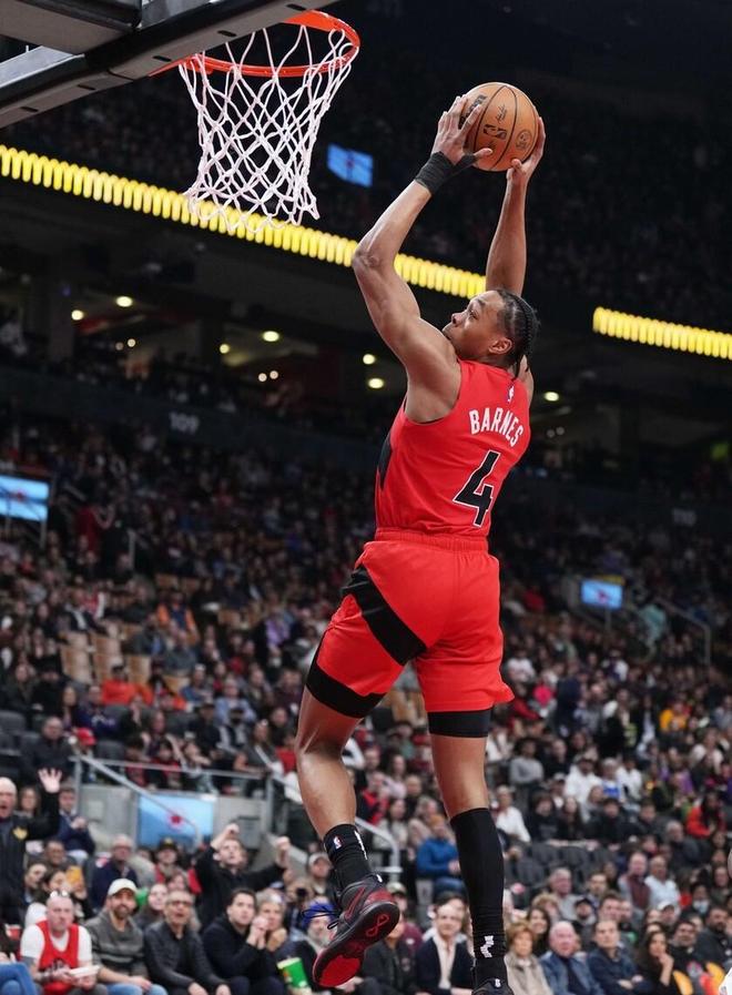 日本队鏖战波兰队,波尔状态火热 日本队鏖战波兰队,波尔状态火热