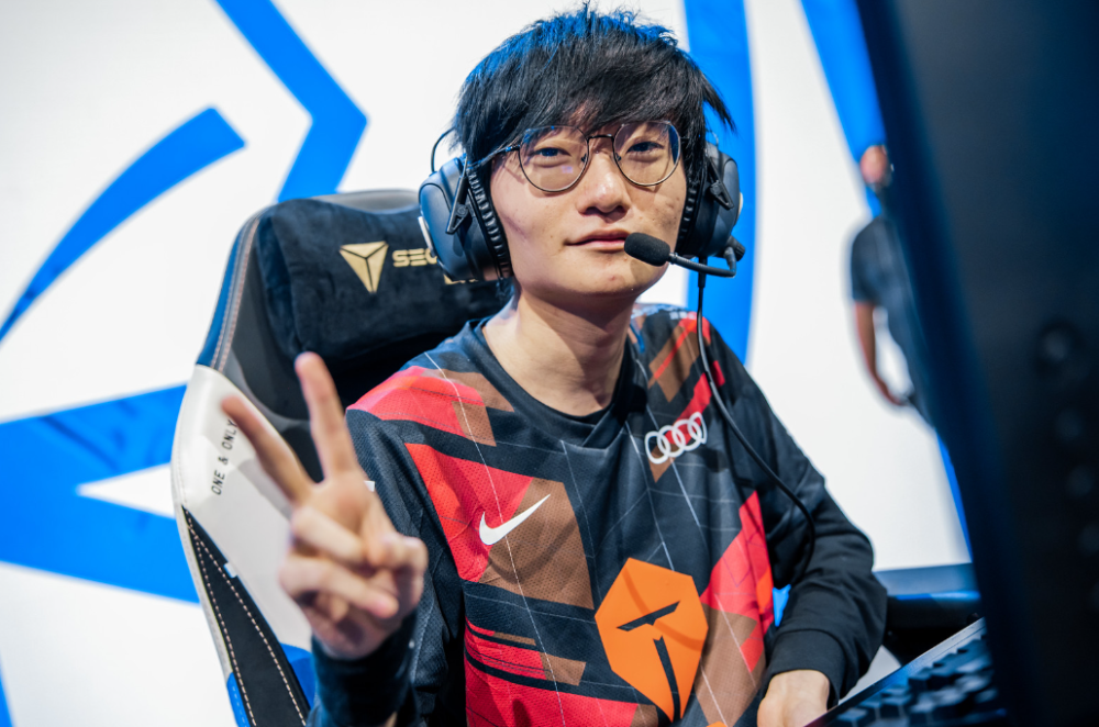 包含RGE强势TES，Gumayusi一己之力扛起全队的词条