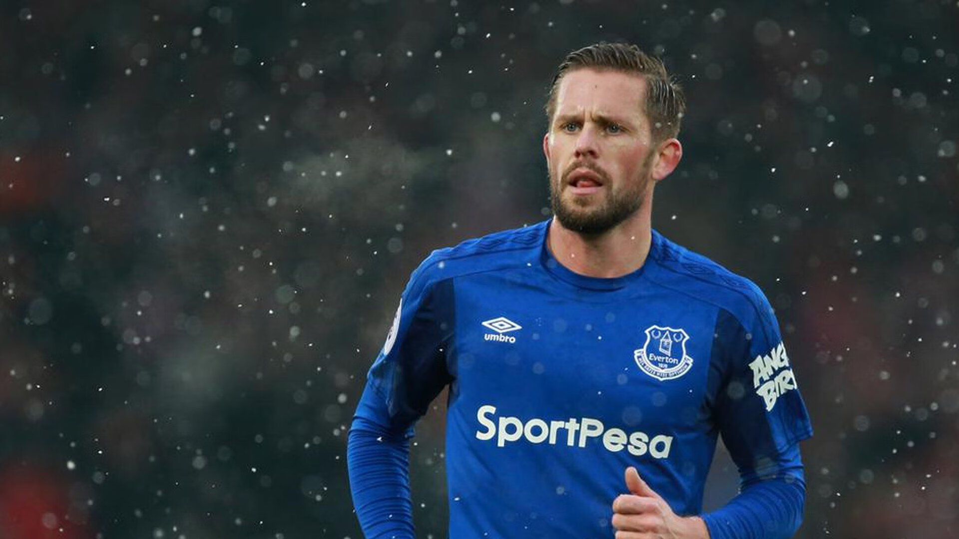 那不勒斯完胜比利亚雷亚尔，伊萨克贡献制胜表现