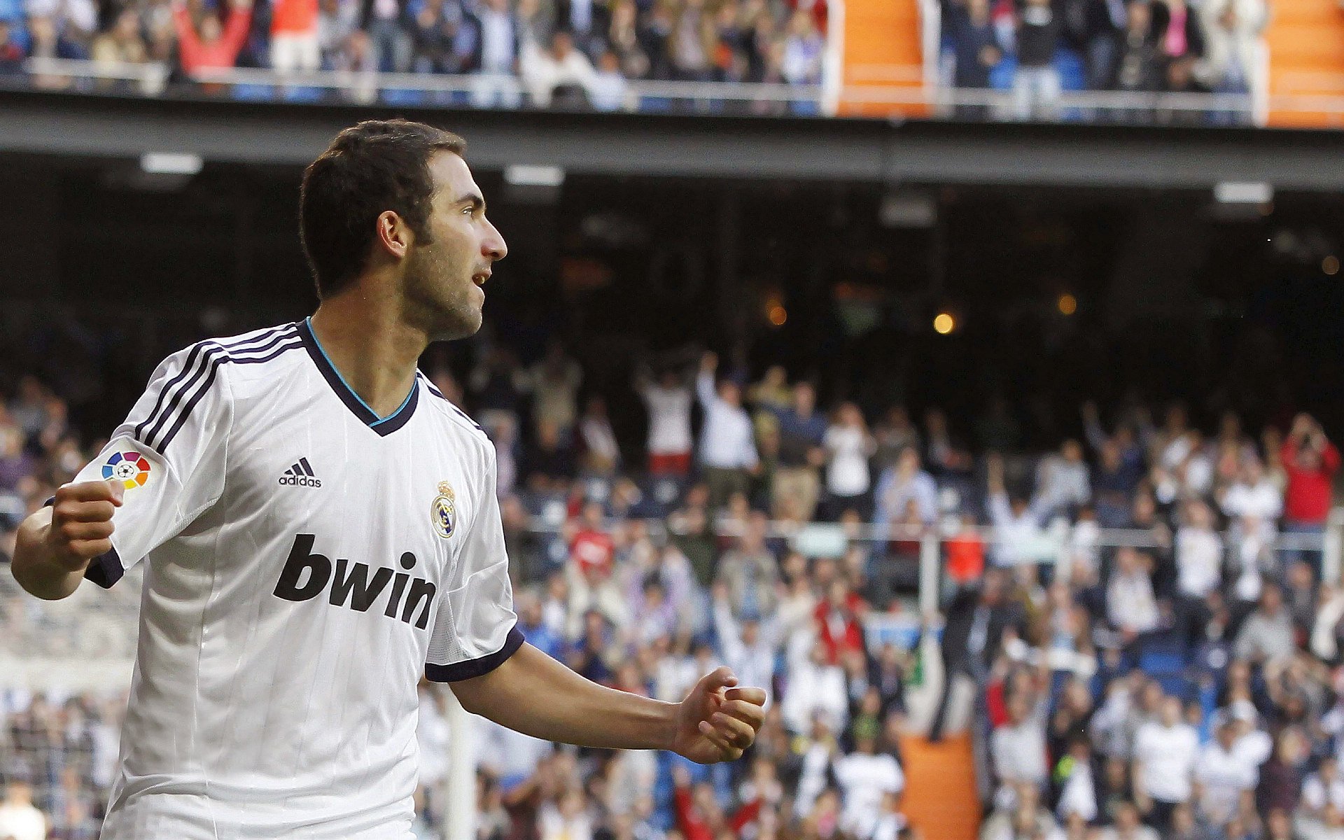 福克斯爆发撕裂防线，森林狼稳扎稳打轻取马刺