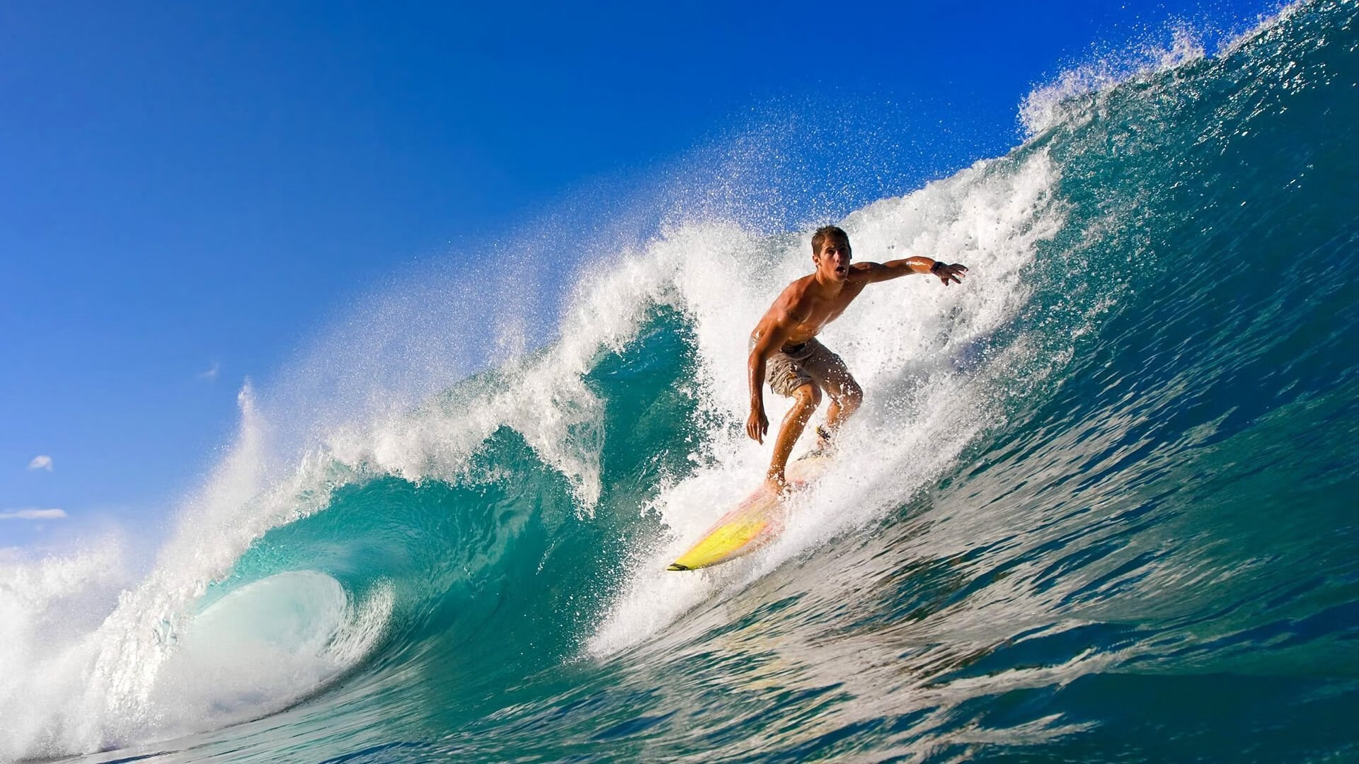 当足球场遇见F1赛道，乌克兰粉碎卡塔尔隐喻下的基米希式赛道接管